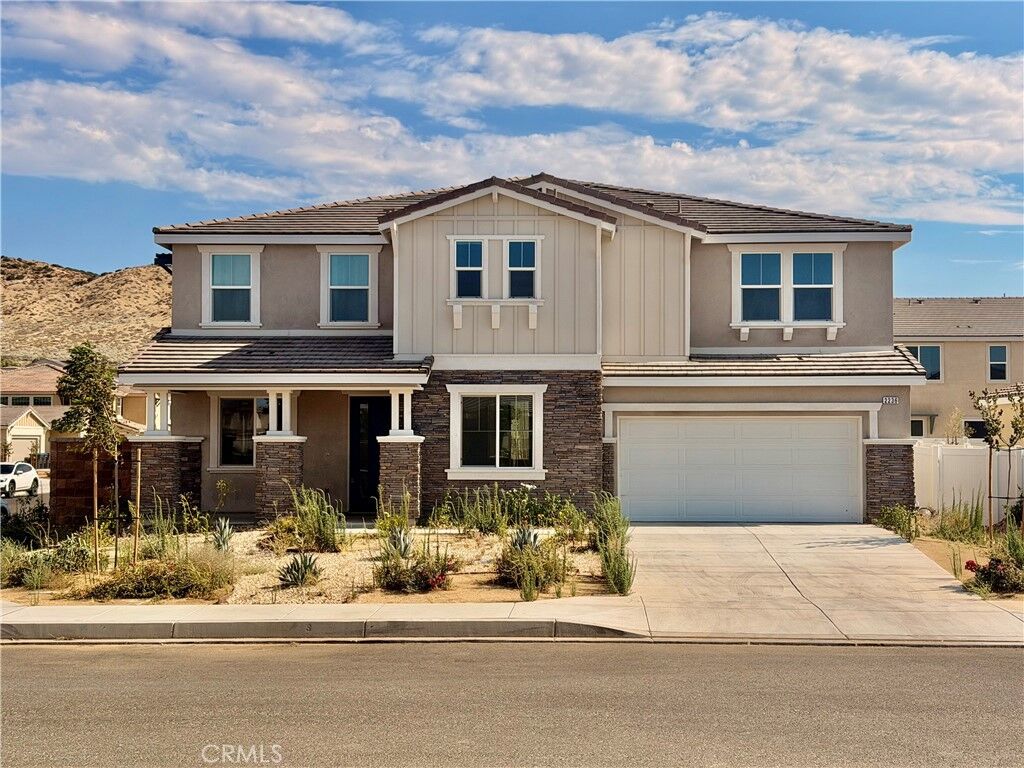 Property Photo:  2236 Century Plant Street  CA 93551 
