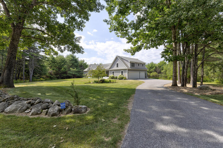 Property Photo:  5 Leander Lane  ME 04015 