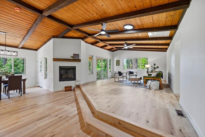 Property Photo:  11551 Tree Top Circle  CA 95959 