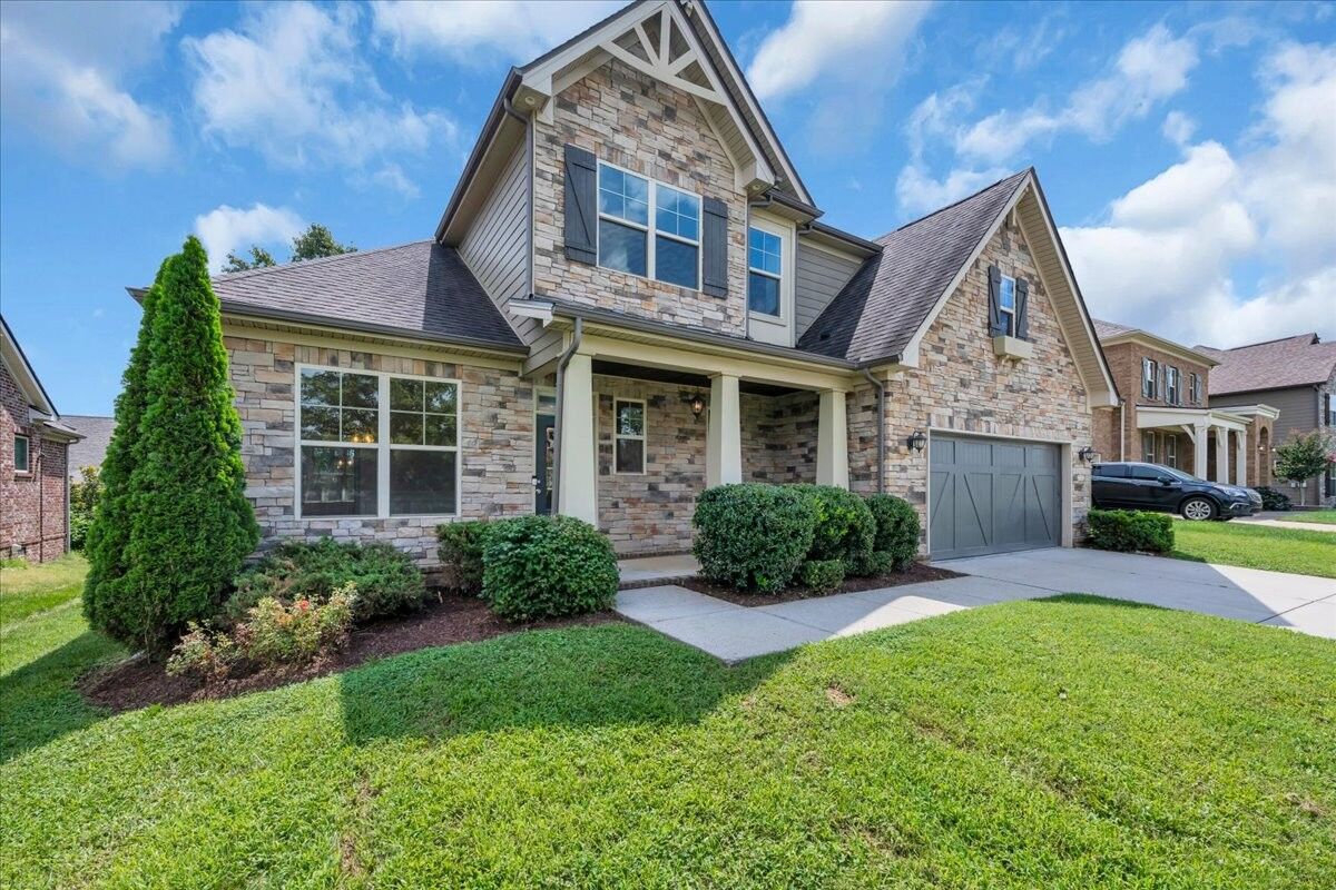 Property Photo:  1175 Batbriar Rd  TN 37128 