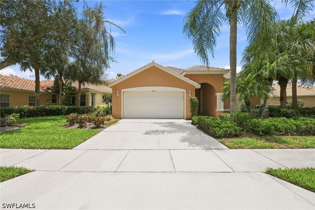 Property Photo:  6116 Highwood Park Lane  FL 34110 