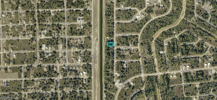 Property Photo: 1927 Westboro Loop FL 33972