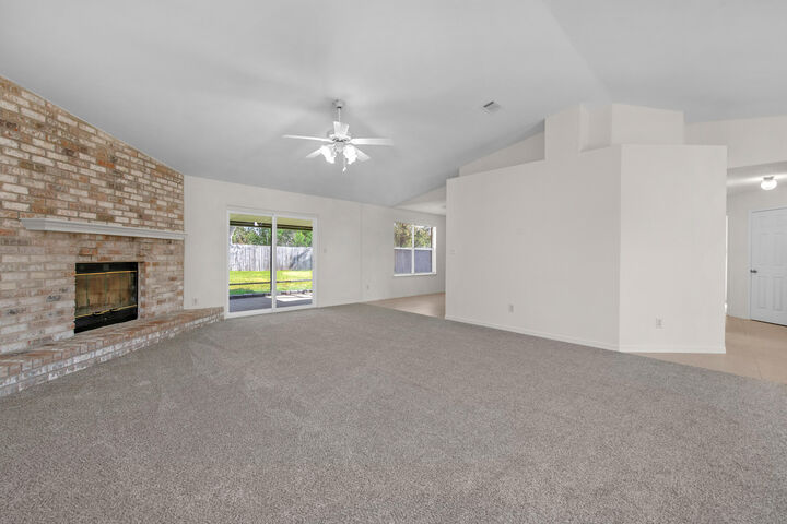 Property Photo:  9568 Brentwood Boulevard  FL 32566 