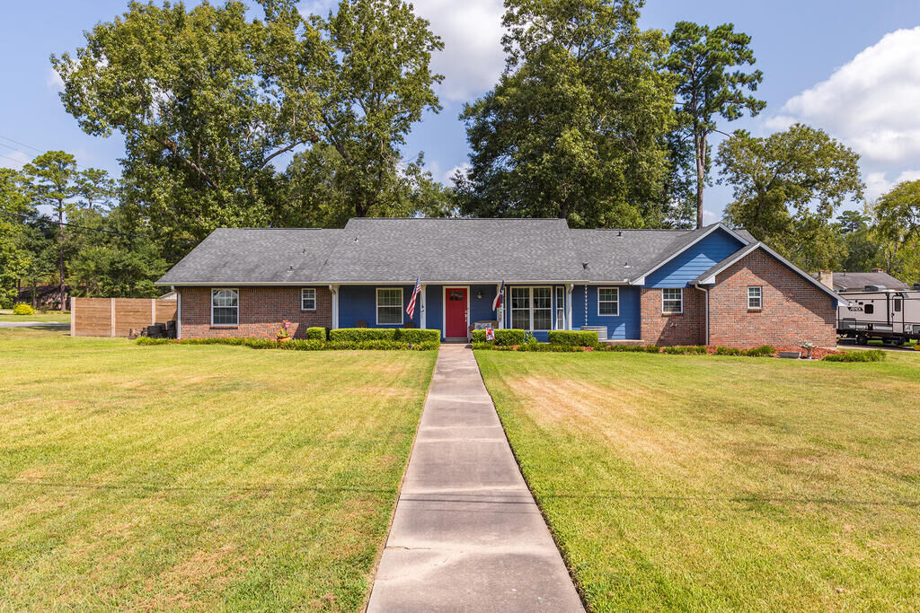 Property Photo: 1310 Shady Lane TX 75904