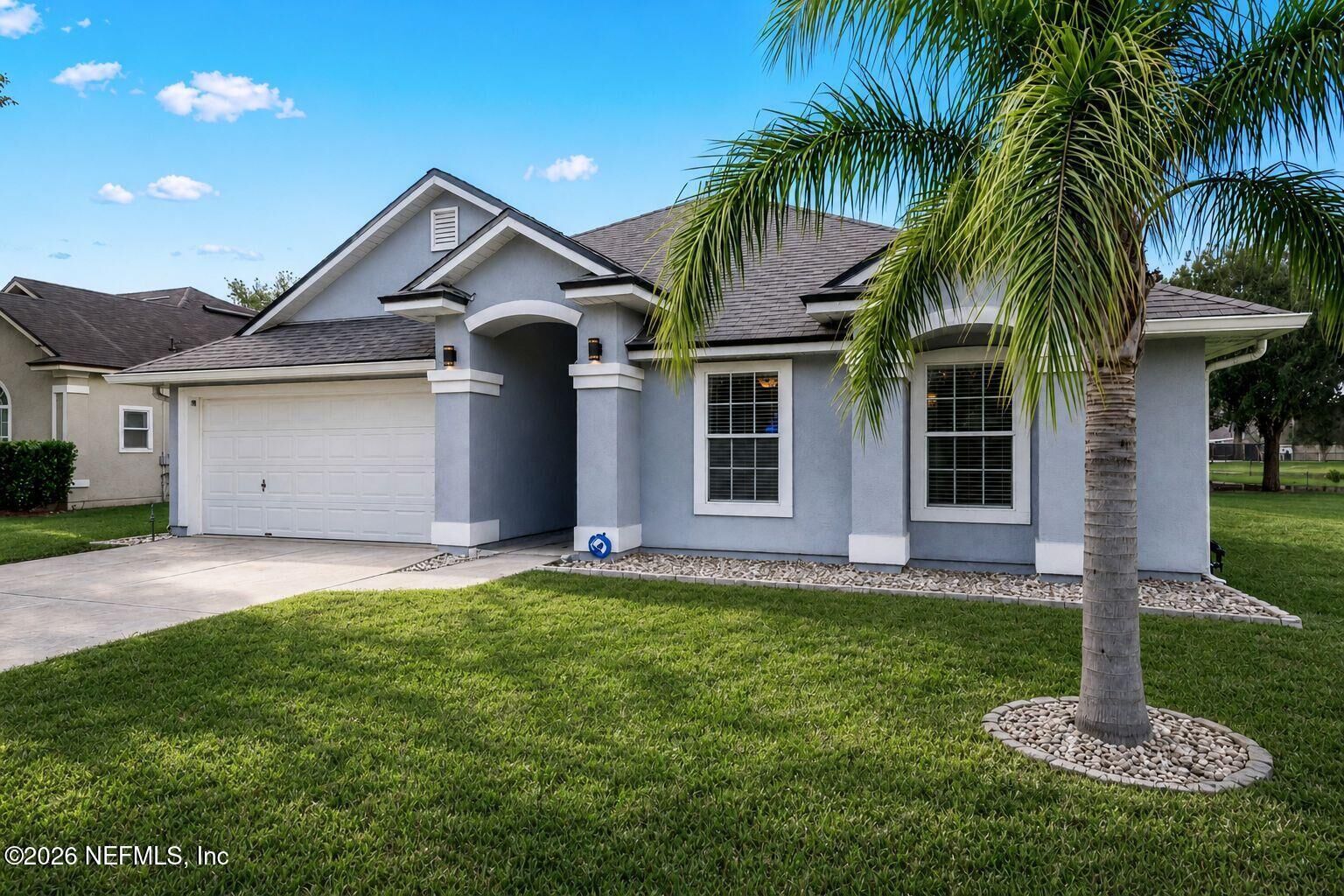 Property Photo: 13946 Fish Eagle Drive E FL 32226