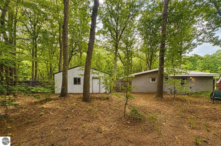 Property Photo: 8903 Vagabond Lane MI 49643