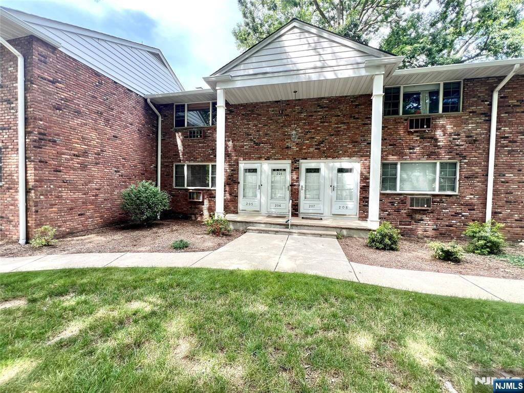 Property Photo: 205 Washington Drive NJ 07446