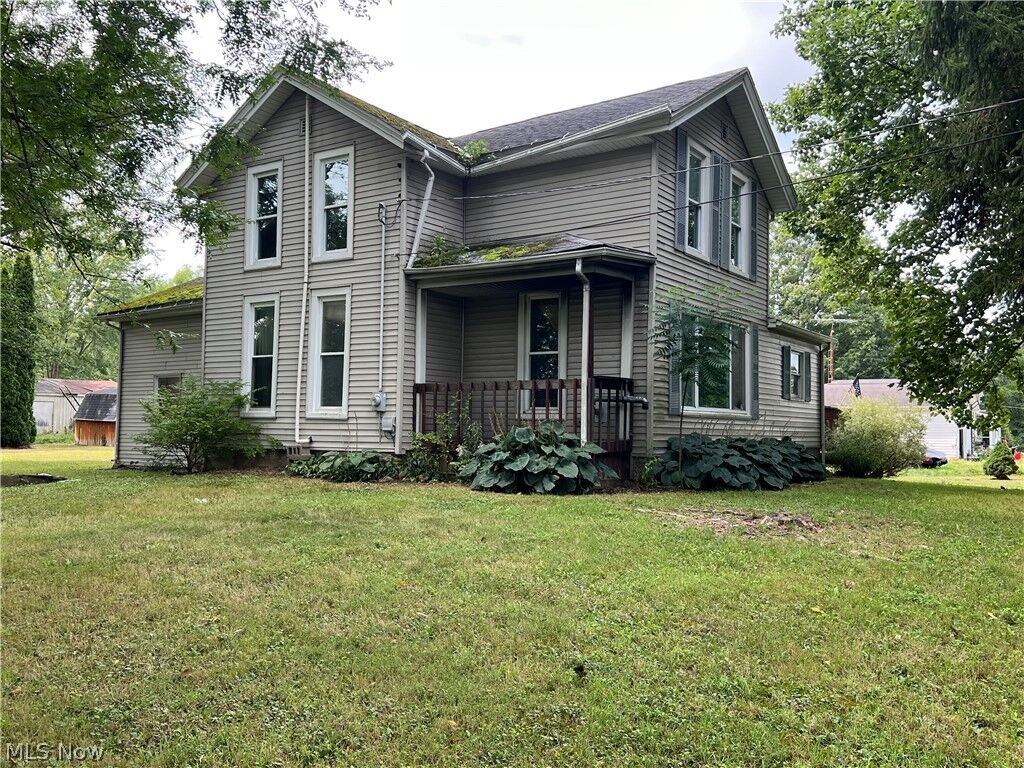 Property Photo: 1446 Jones Road OH 44047