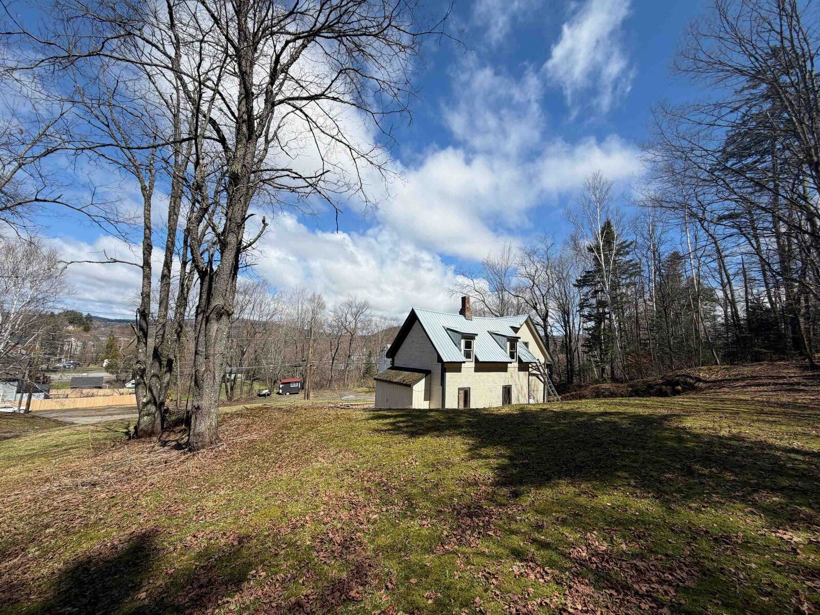 Property Photo:  20 High Street  NH 03576 