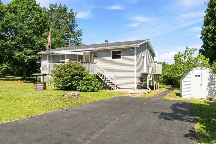 687 Ward Road — photo 1