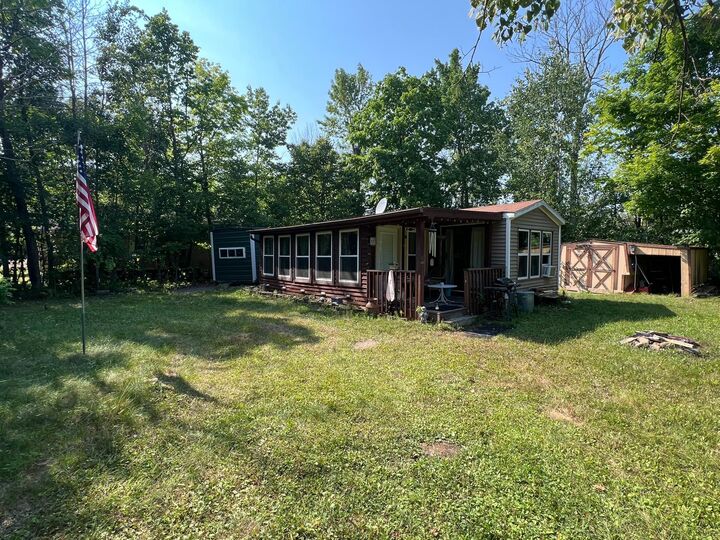 Property Photo:  L1-21 &Amp L1-22 Londontown  MN 56431 