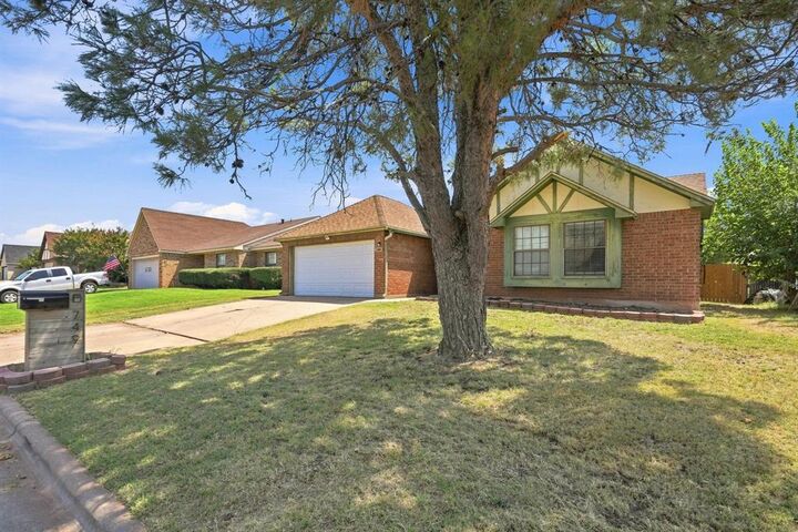 Property Photo: 749 Chanticleers Lane TX 79602
