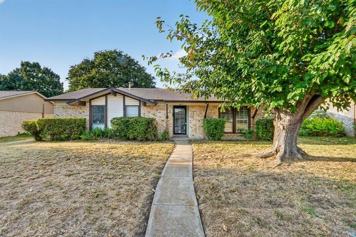 Property Photo:  1817 Millwick Street  TX 75044 