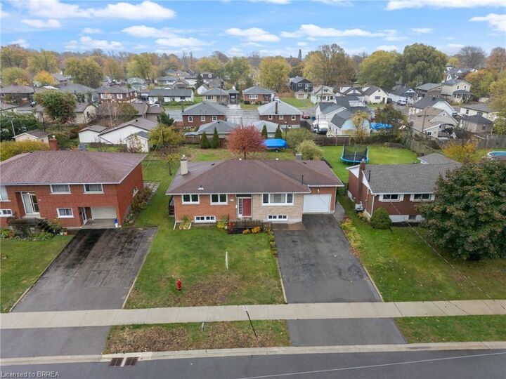 Property Photo: 21 Janet Street ON L3K 2E6