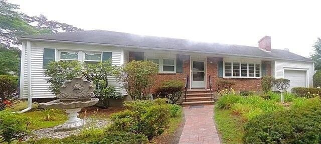 Property Photo: 34 Anthony Rd MA 02460