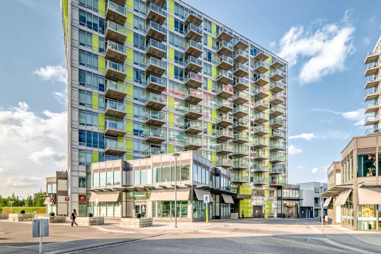 Property Photo: 30 Brentwood Common NW 905 AB T2L 2J9