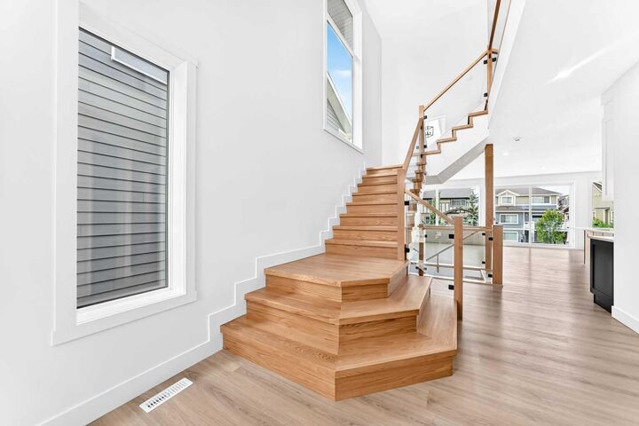 Property Photo: 79 Sundown Way AB T4C 0H4