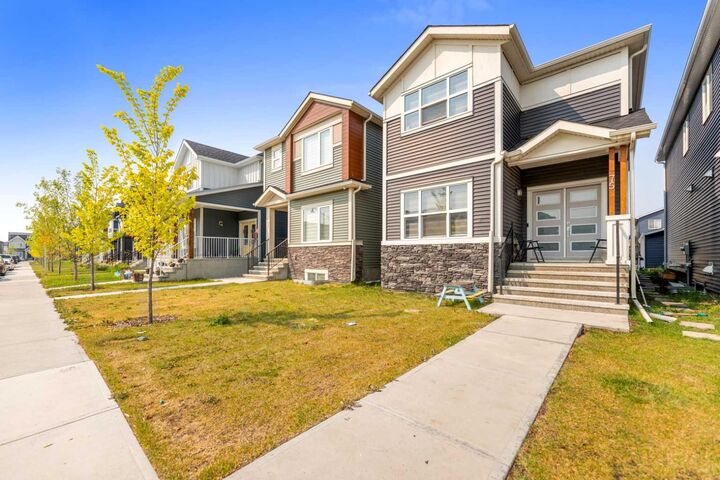 Property Photo: 75 Homestead Park NE AB T3J 2K7