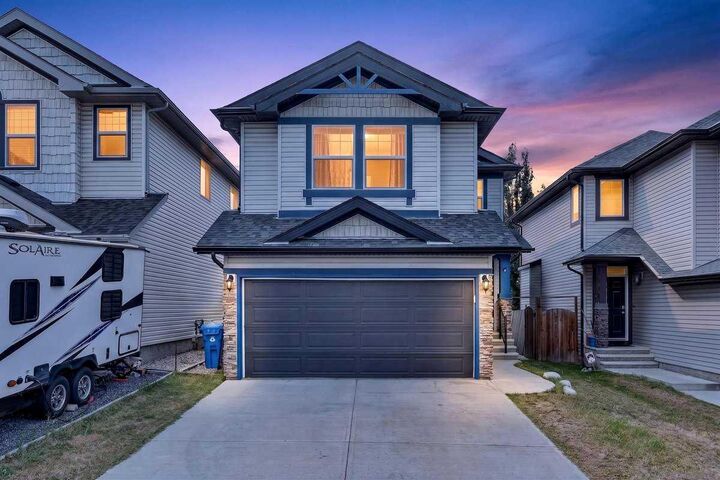 377 Panora Way NW — photo 1