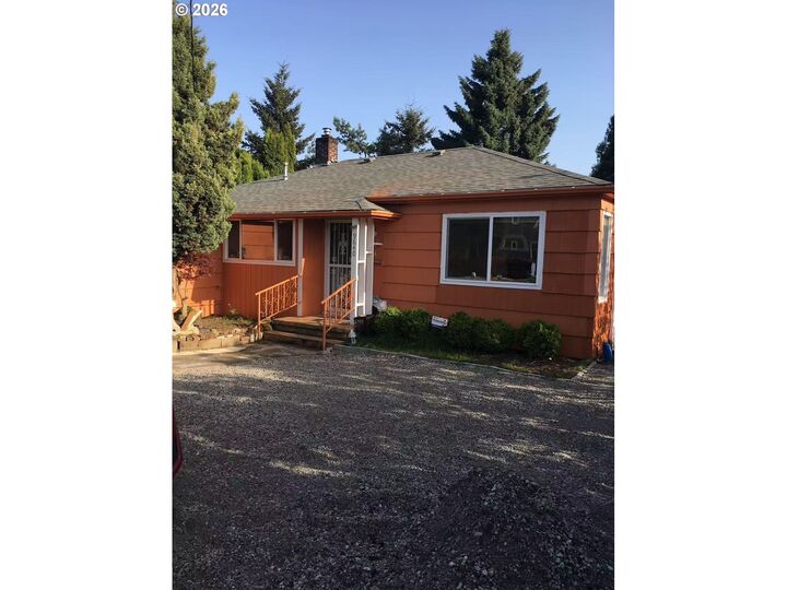 Property Photo: 9640 SE Holgate Blvd OR 97266