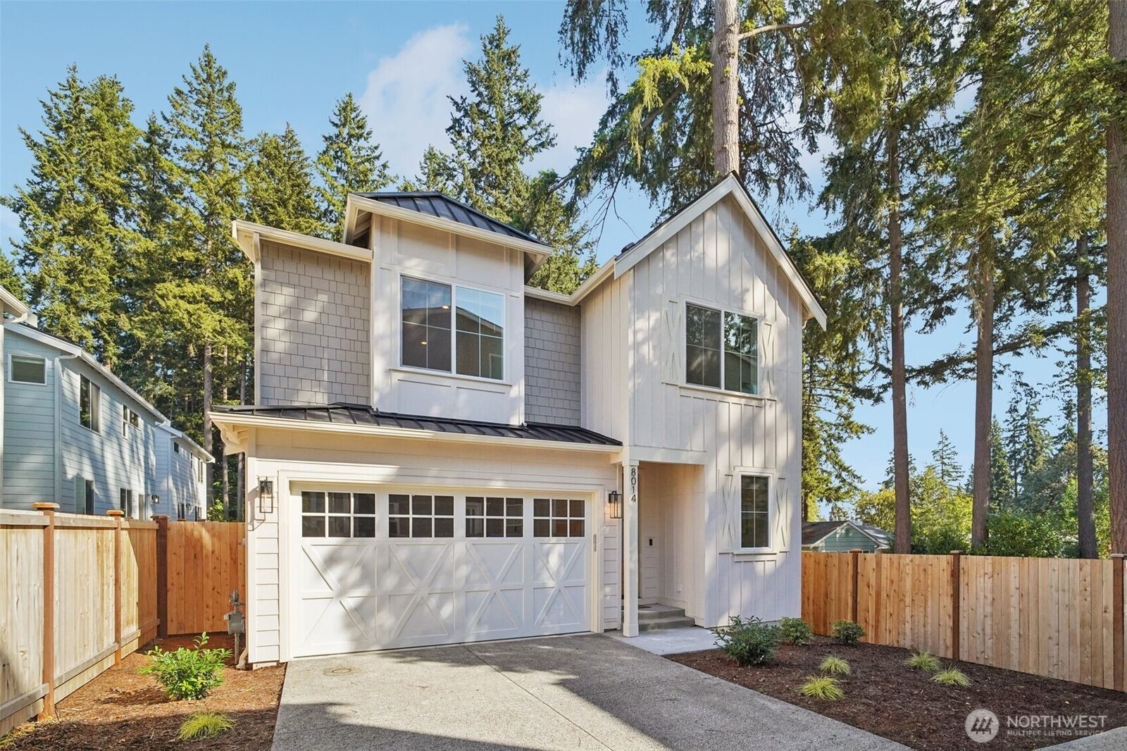 Property Photo: 8014 222nd Street SW WA 98026