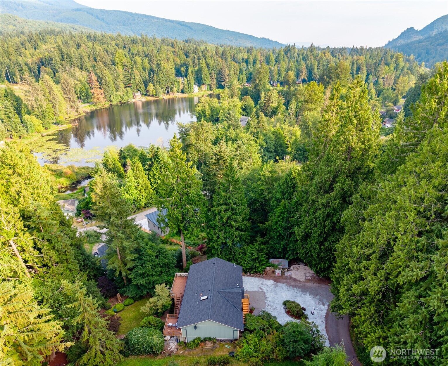 Property Photo:  654  Crest Lane  WA 98284 