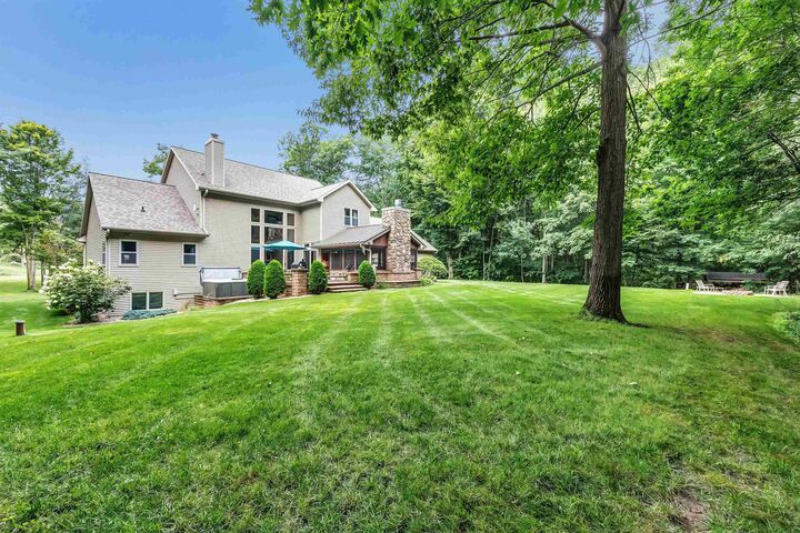 Property Photo:  4408 Forest Ridge Drive  WI 54313-8557 