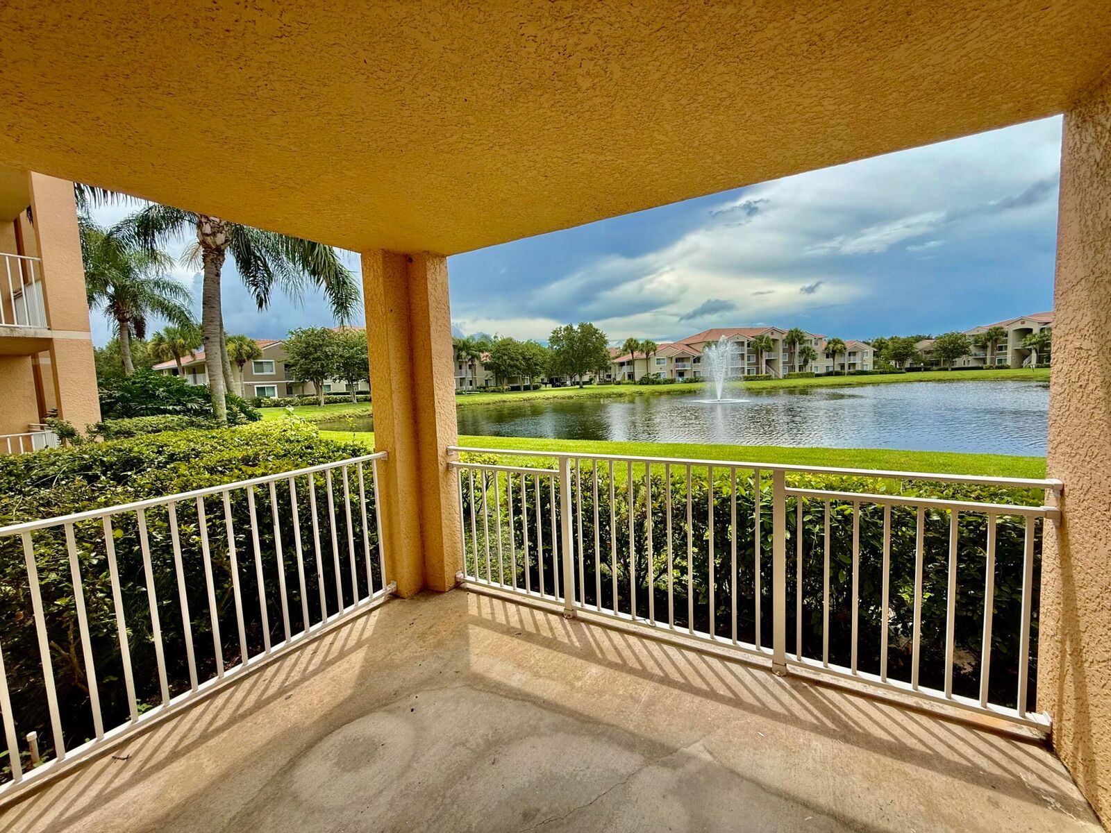 Property Photo: 191 SW Palm Drive 108 FL 34986