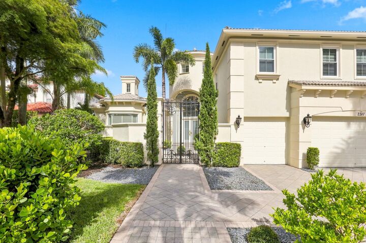 Property Photo:  2311 Stotesbury Way  FL 33414 