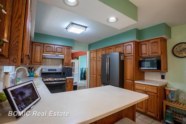 Property Photo:  3028 Melrose Drive  MI 48706 