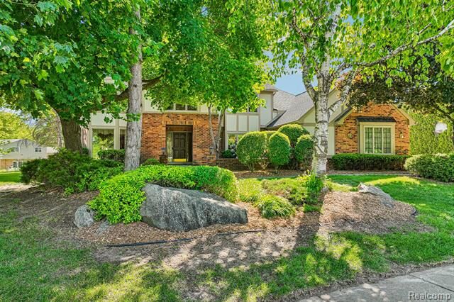Property Photo: 4523 Rivers Edge Drive MI 48098