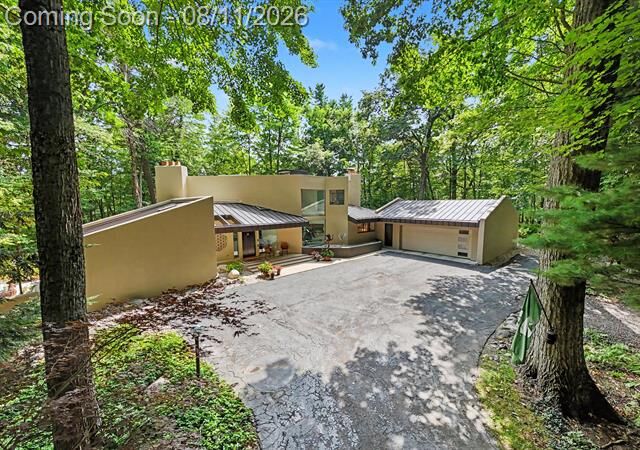 Property Photo:  10109 Hathaway Drive  MI 48838 