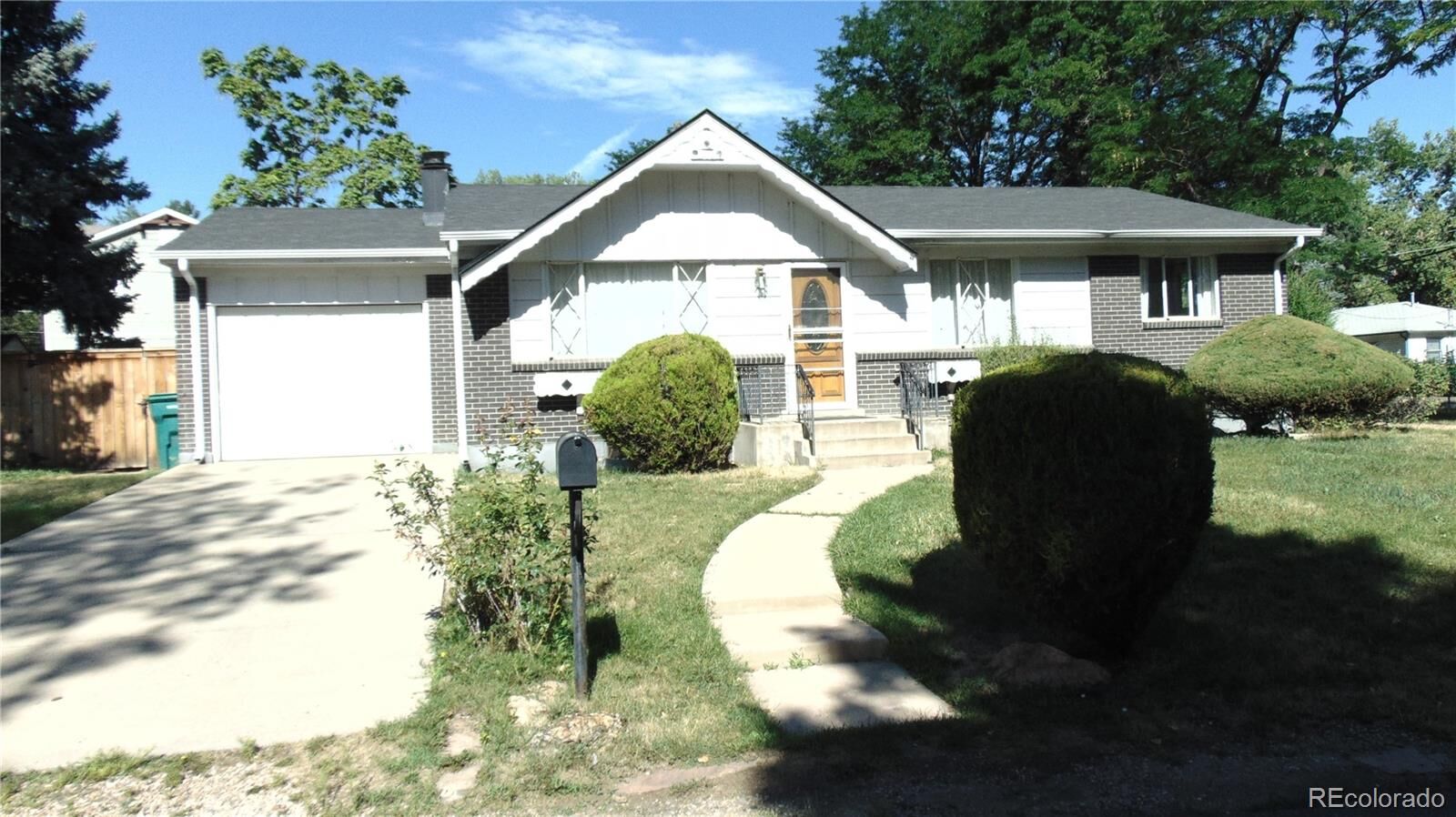 Property Photo:  395 Saulsbury Street  CO 80226 