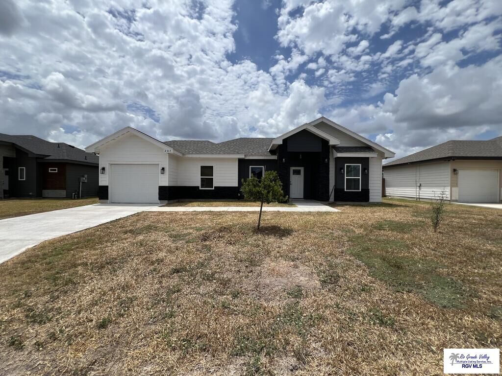 Property Photo: 207 N Drift St TX 78559