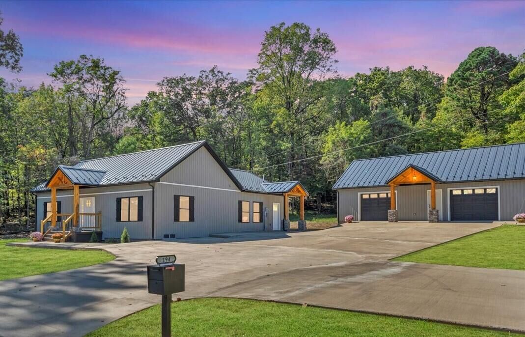 Property Photo:  194 Rainbow Forest Dr  VA 24175 