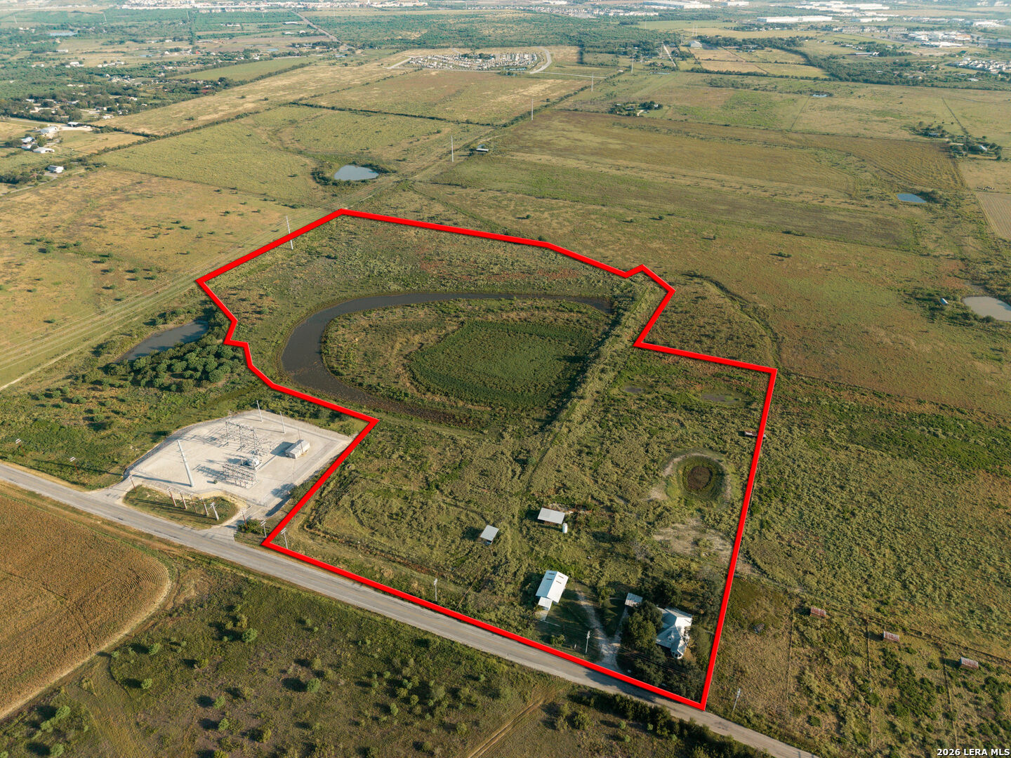 Property Photo:  550 Beback Inn Rd  TX 78666 