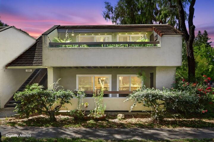 Property Photo: 309 Tradewinds Drive 15 CA 95123
