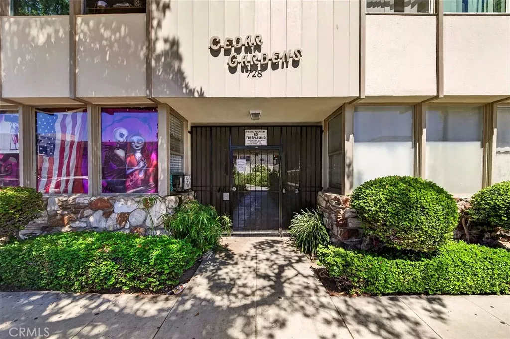 Property Photo: 728 Cedar CA 90813