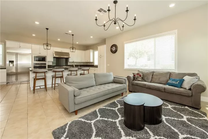 Property Photo: 107 Pitch CA 92618