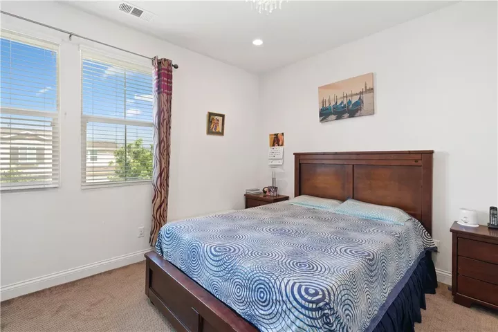 Property Photo: 109 Sabiosa CA 92618