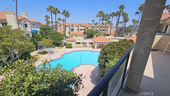 Property Photo:  4235 Harbour Island  CA 93035 