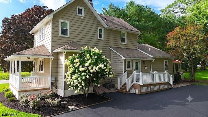 Property Photo:  131 N First Road  NJ 08037 