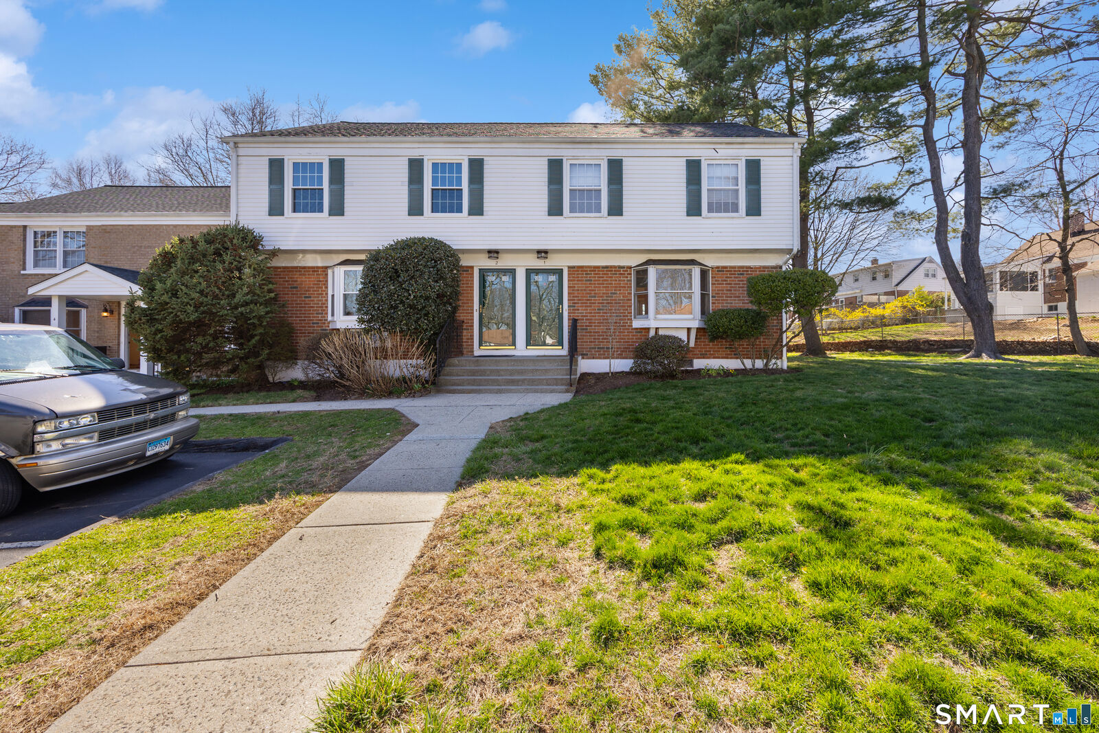 Property Photo:  245 Sunnyridge Avenue 1  CT 06824 