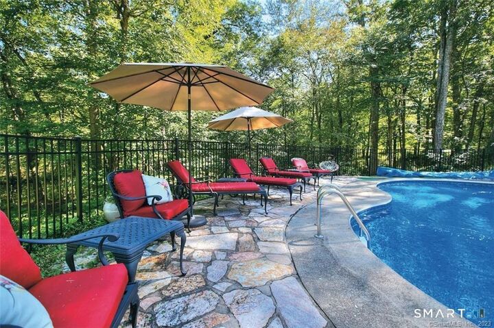 Property Photo:  33 Birch Hill Road  CT 06883 