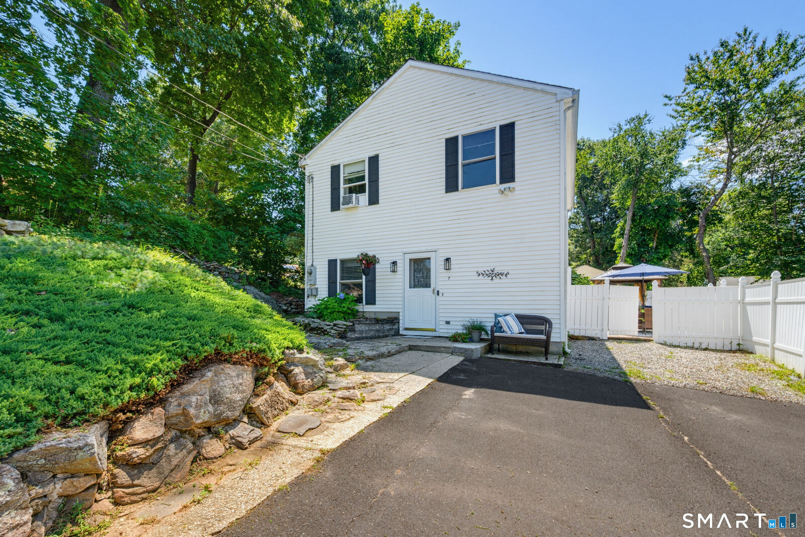 Property Photo:  7 Sequonia Trail  CT 06424 