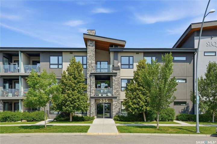 Property Photo: 235 Evergreen Square 108 SK S7W 0T9