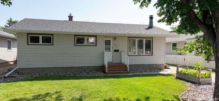 195 Wells Street — photo 1