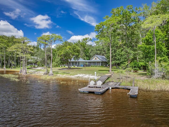 Property Photo:  3 Frank Jones Road  FL 32327 