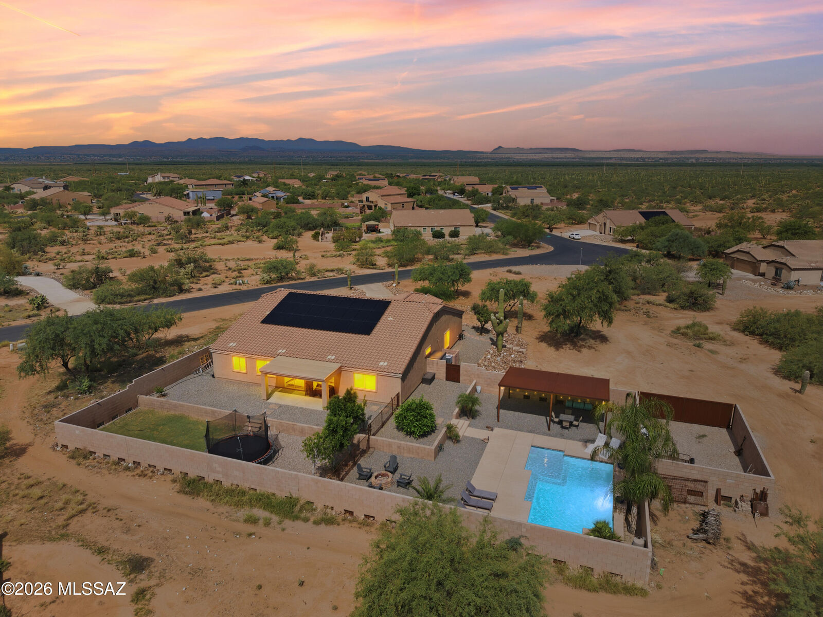 Property Photo:  17739 S Deer Lodge Court  AZ 85629 