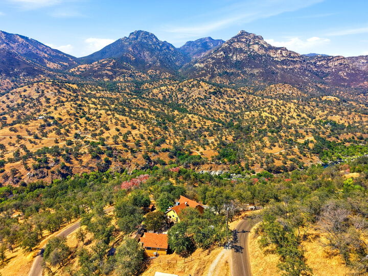 Property Photo:  45771 Mineral King Road  CA 93271 